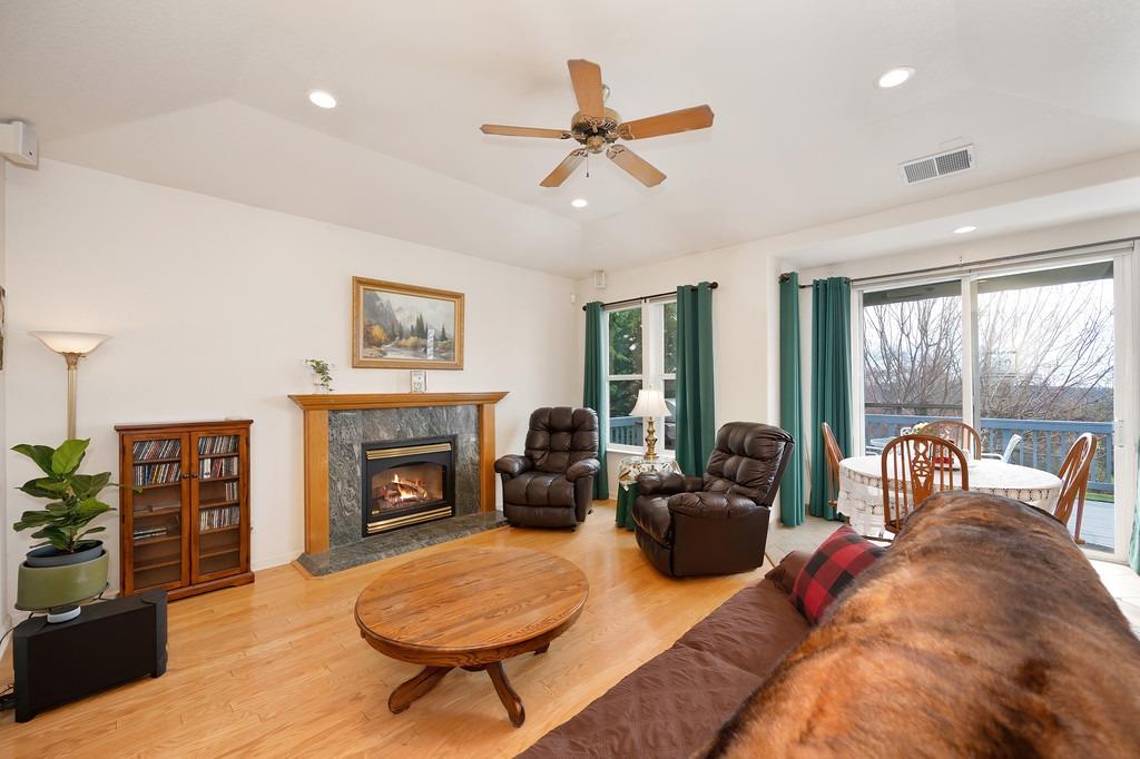 Detail Gallery Image 33 of 84 For 3690 Camino Hills Dr, Camino,  CA 95709 - 3 Beds | 2/1 Baths
