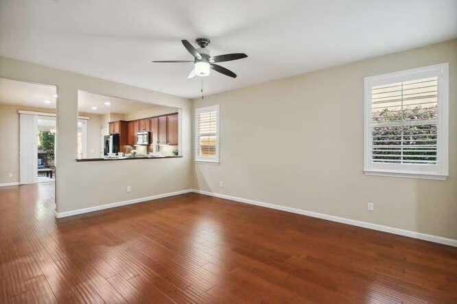 Detail Gallery Image 10 of 67 For 7605 Bloomsbury Way, Elk Grove,  CA 95757 - 2 Beds | 2 Baths
