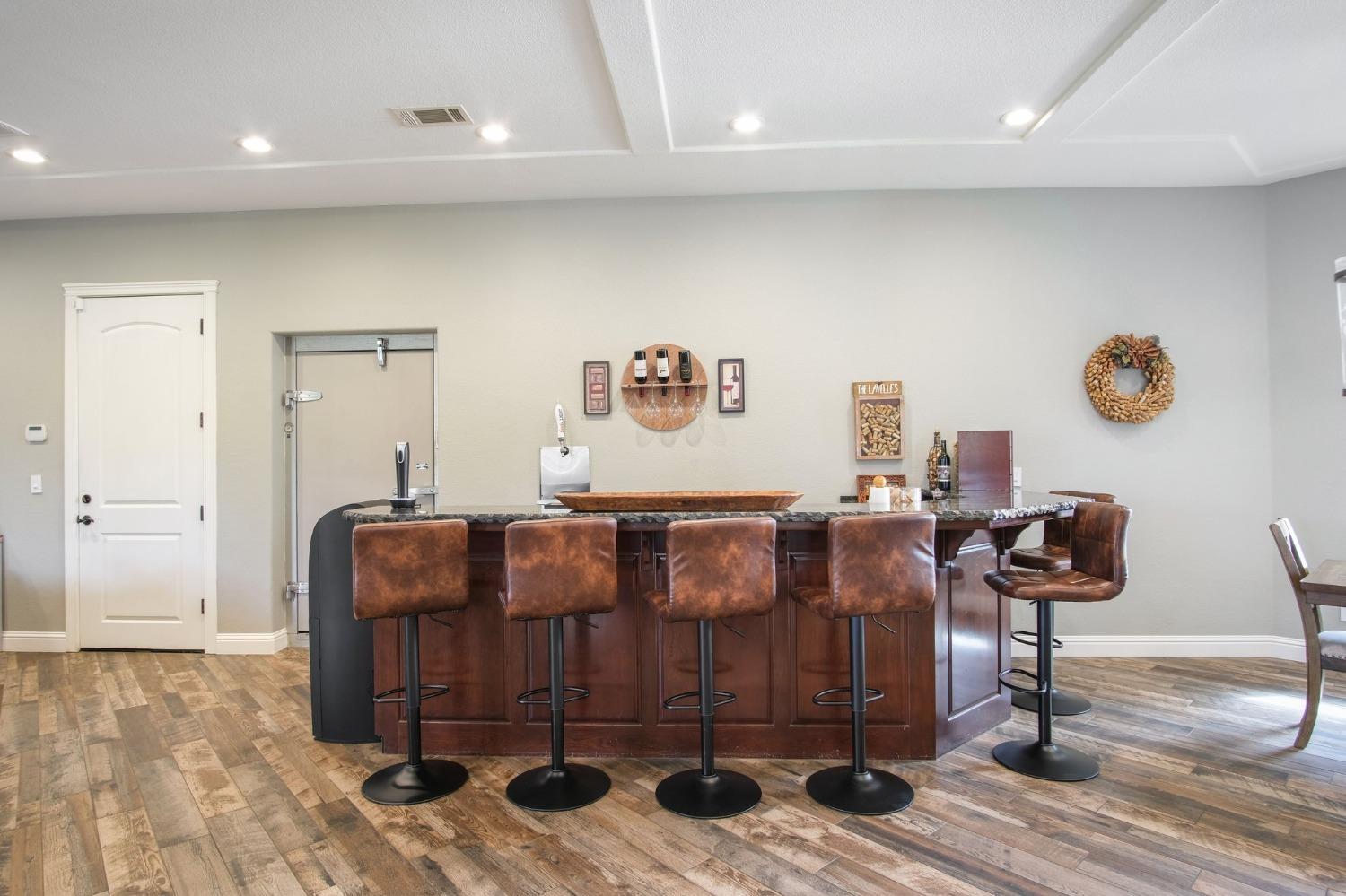 Detail Gallery Image 17 of 75 For 32521 S Koster Rd, Tracy,  CA 95304 - 5 Beds | 4/1 Baths