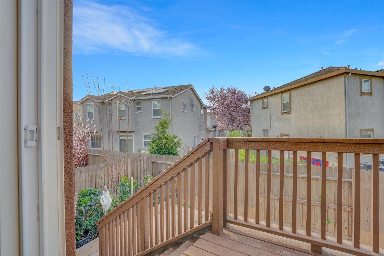 Detail Gallery Image 22 of 26 For 1546 La Vita Dr, Stockton,  CA 95206 - 3 Beds | 2/1 Baths