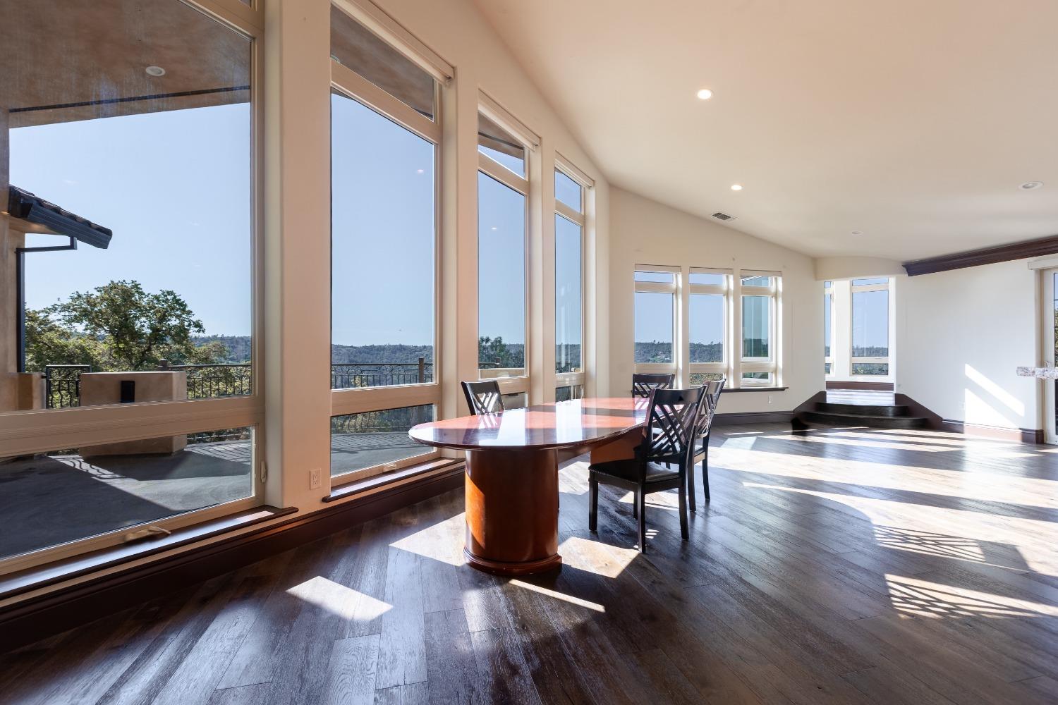 Detail Gallery Image 32 of 99 For 955 Crystal Oak Pl, Newcastle,  CA 95658 - 4 Beds | 4 Baths