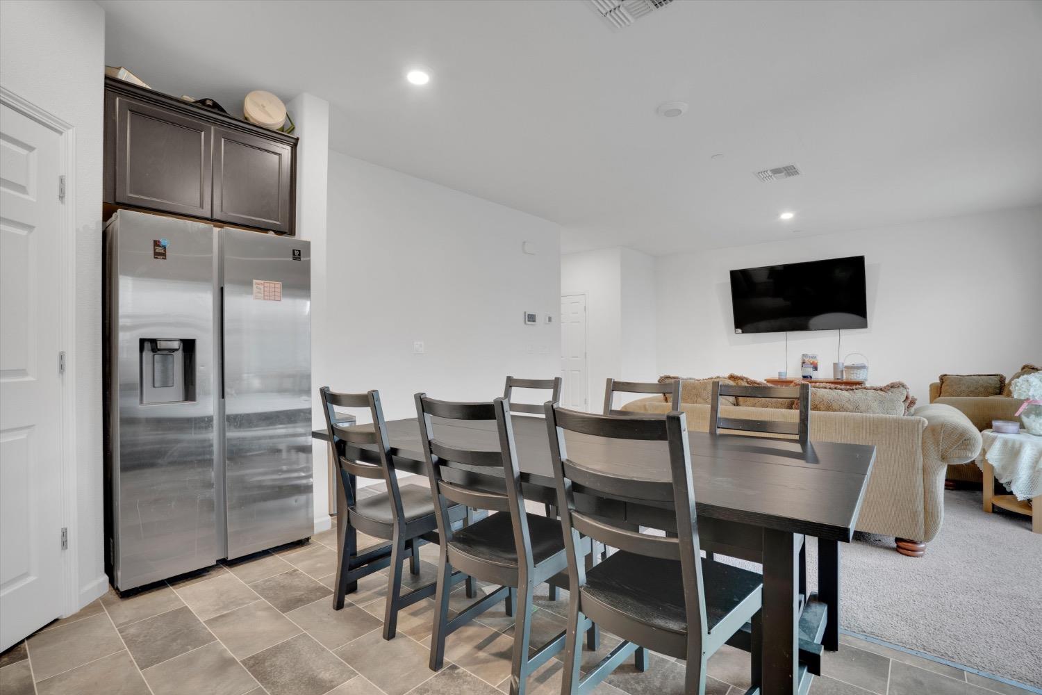 Detail Gallery Image 10 of 26 For 1546 La Vita Dr, Stockton,  CA 95206 - 3 Beds | 2/1 Baths