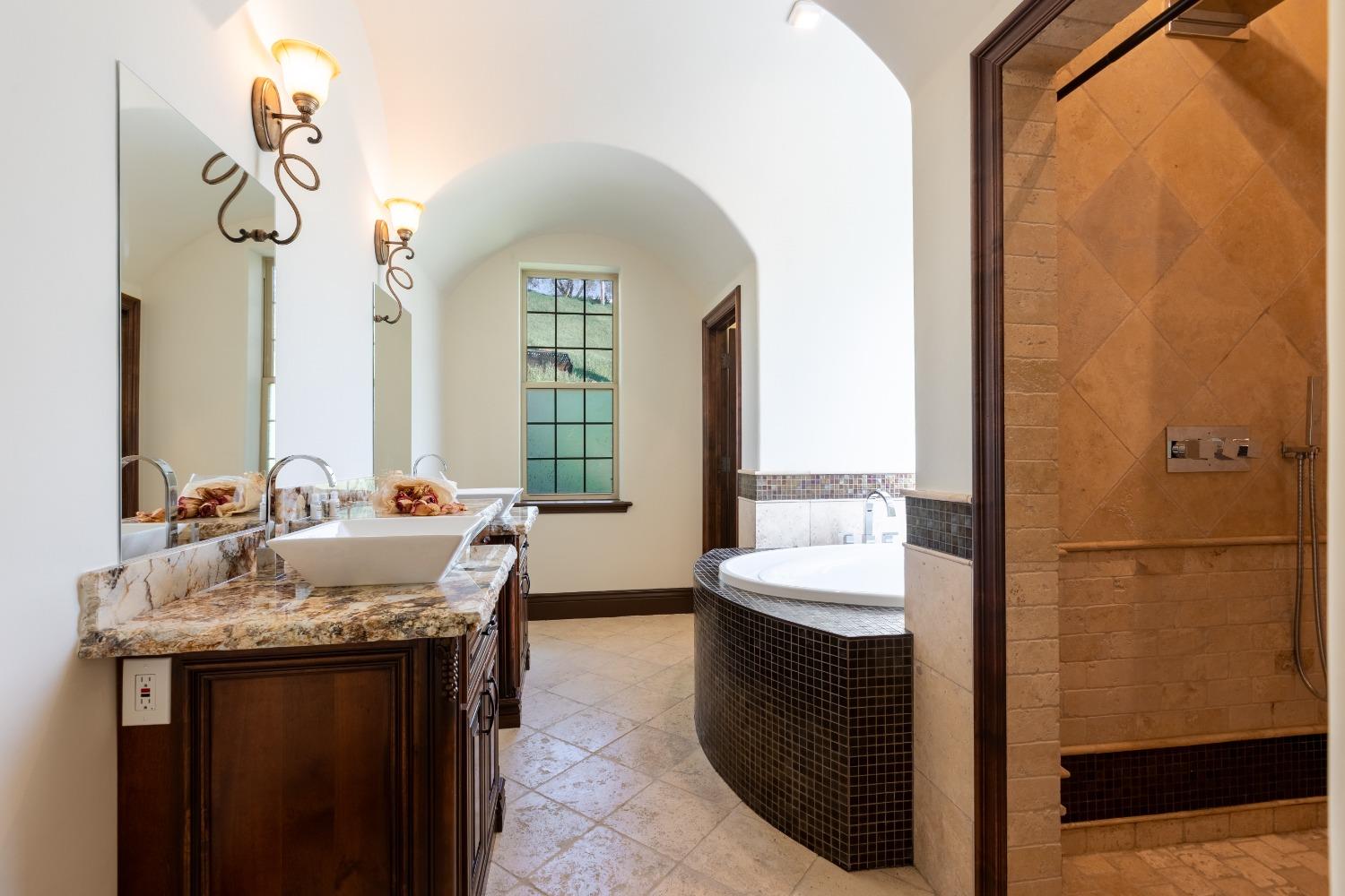 Detail Gallery Image 64 of 99 For 955 Crystal Oak Pl, Newcastle,  CA 95658 - 4 Beds | 4 Baths