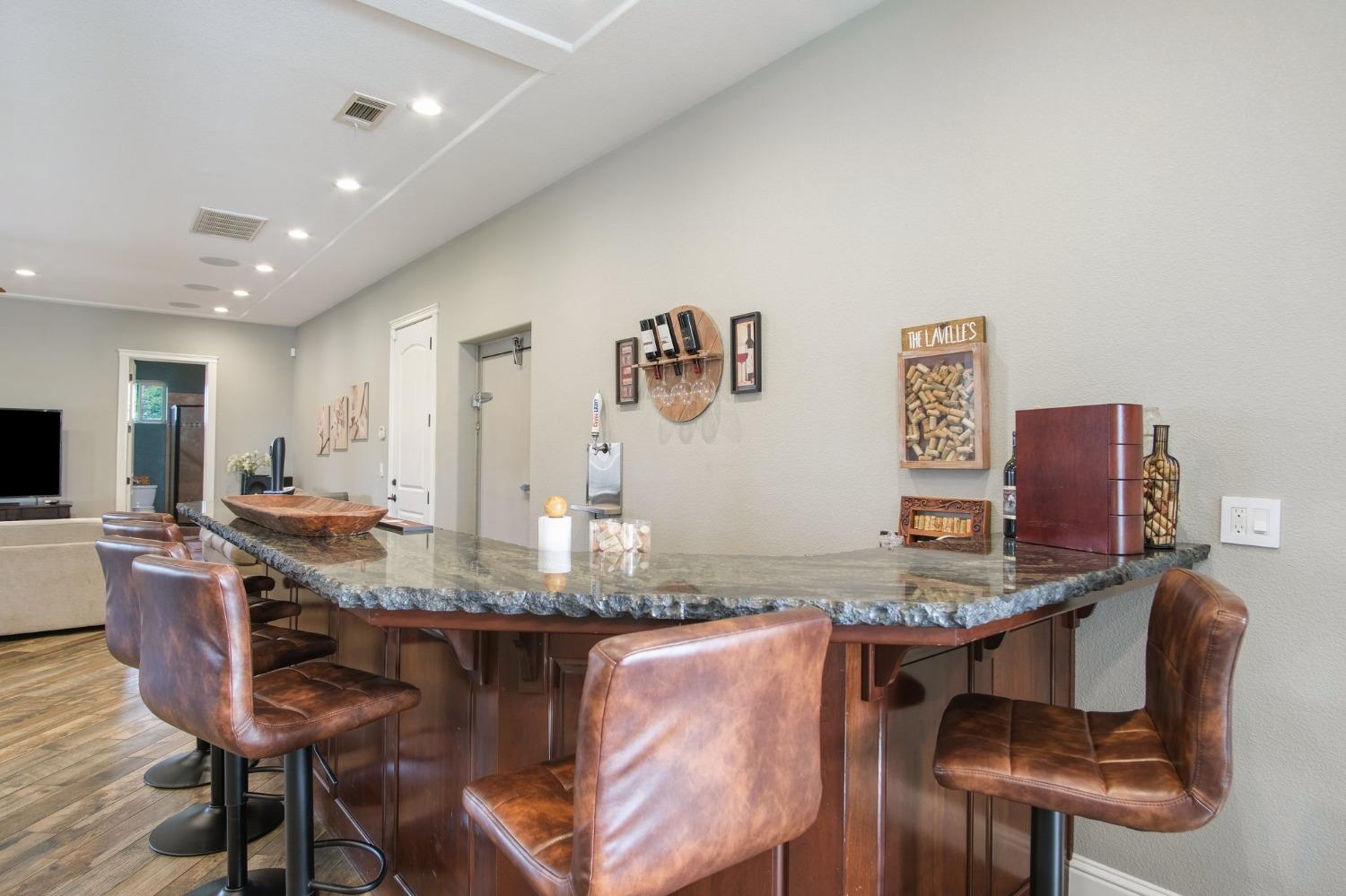 Detail Gallery Image 16 of 75 For 32521 S Koster Rd, Tracy,  CA 95304 - 5 Beds | 4/1 Baths