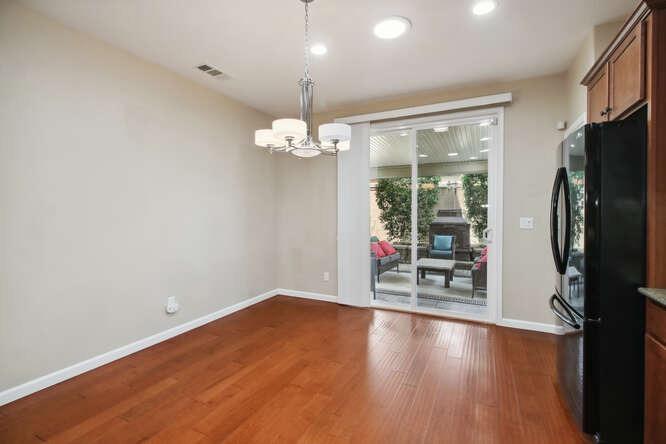 Detail Gallery Image 15 of 67 For 7605 Bloomsbury Way, Elk Grove,  CA 95757 - 2 Beds | 2 Baths