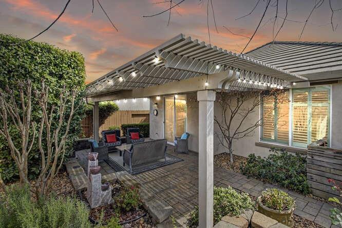 Detail Gallery Image 35 of 67 For 7605 Bloomsbury Way, Elk Grove,  CA 95757 - 2 Beds | 2 Baths