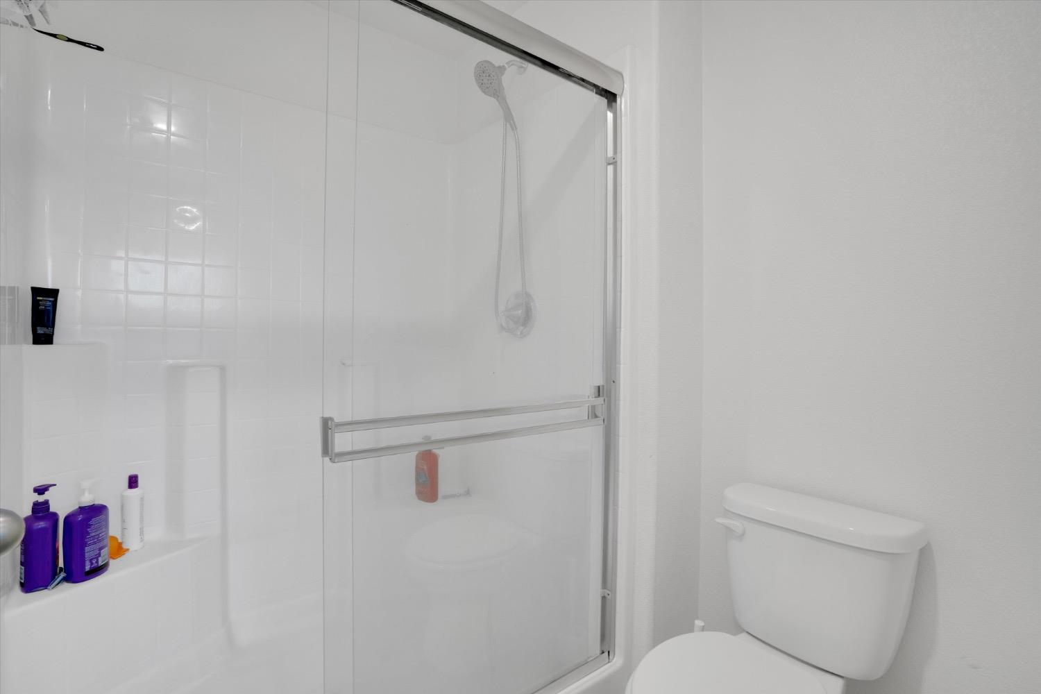 Detail Gallery Image 16 of 26 For 1546 La Vita Dr, Stockton,  CA 95206 - 3 Beds | 2/1 Baths