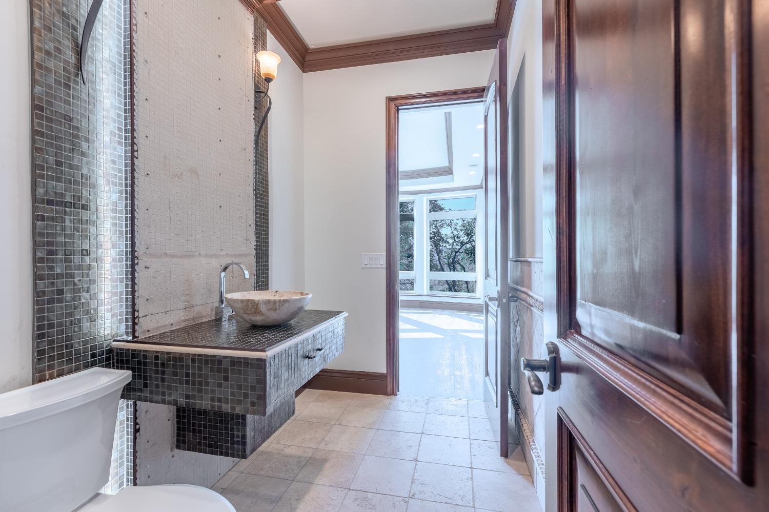 Detail Gallery Image 68 of 99 For 955 Crystal Oak Pl, Newcastle,  CA 95658 - 4 Beds | 4 Baths