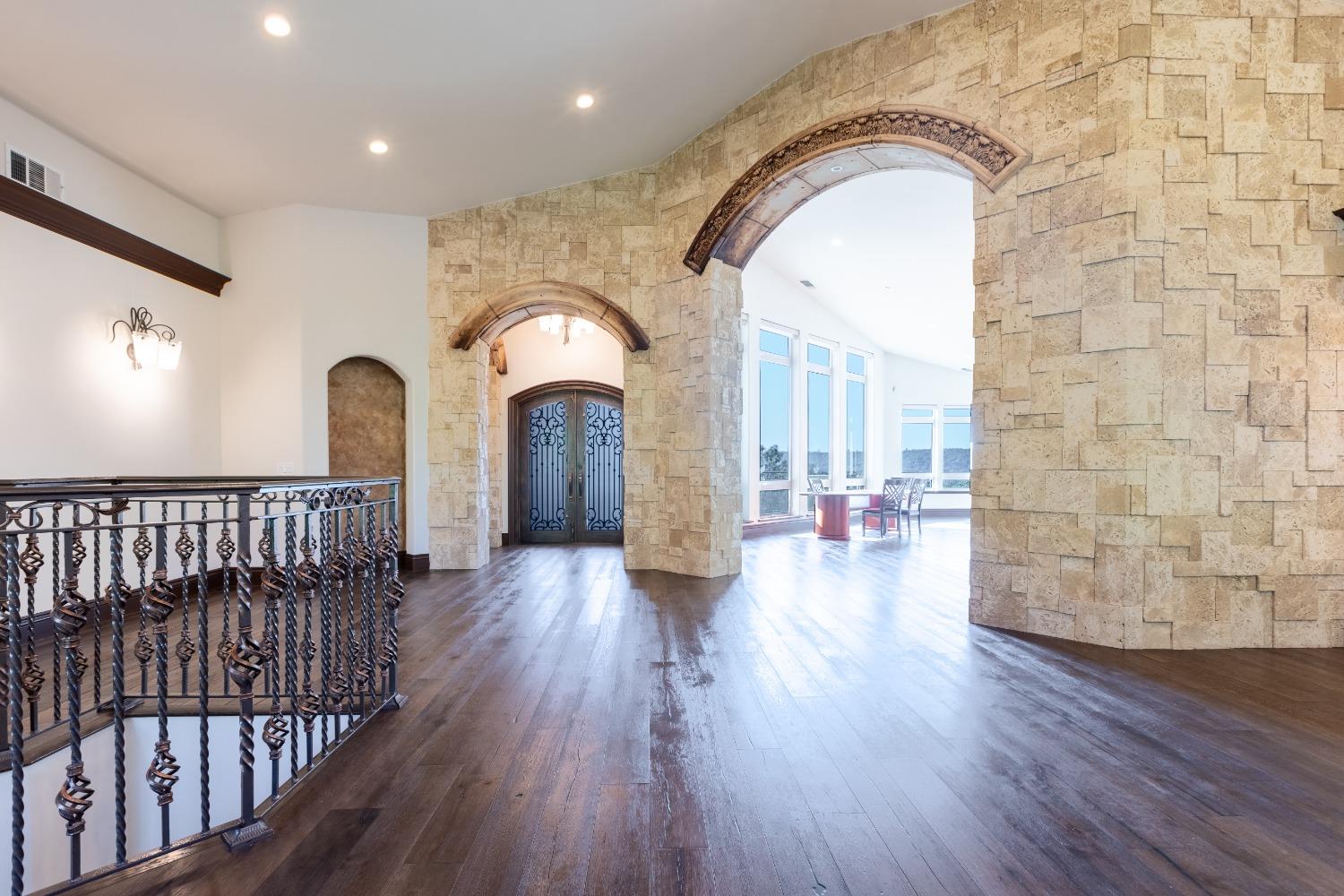 Detail Gallery Image 14 of 99 For 955 Crystal Oak Pl, Newcastle,  CA 95658 - 4 Beds | 4 Baths