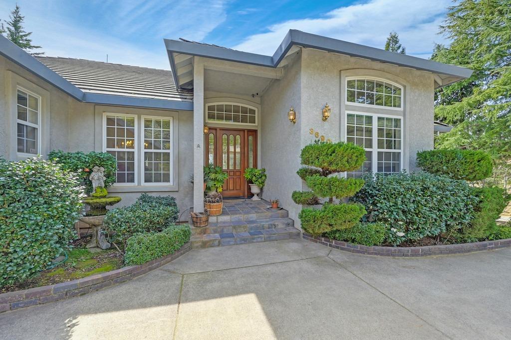 Detail Gallery Image 4 of 84 For 3690 Camino Hills Dr, Camino,  CA 95709 - 3 Beds | 2/1 Baths