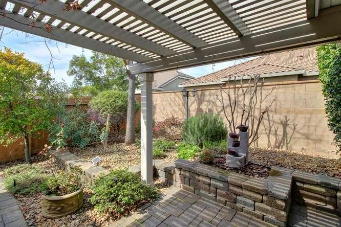 Detail Gallery Image 42 of 67 For 7605 Bloomsbury Way, Elk Grove,  CA 95757 - 2 Beds | 2 Baths