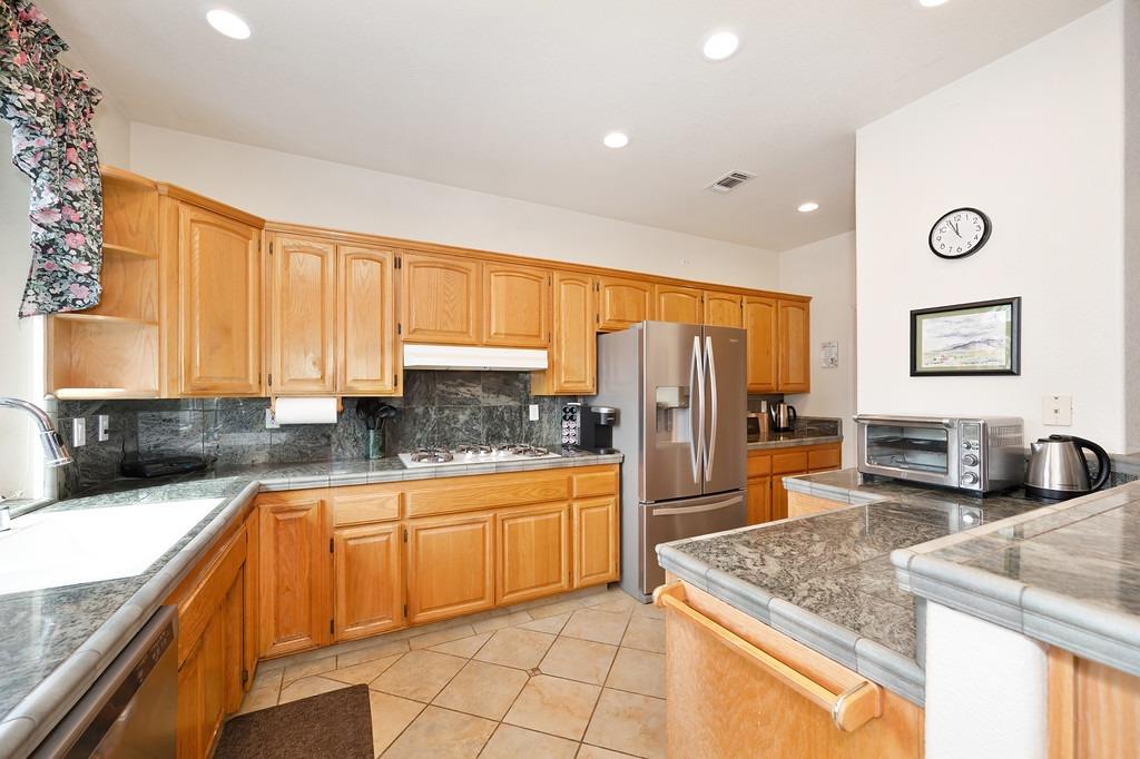 Detail Gallery Image 23 of 84 For 3690 Camino Hills Dr, Camino,  CA 95709 - 3 Beds | 2/1 Baths
