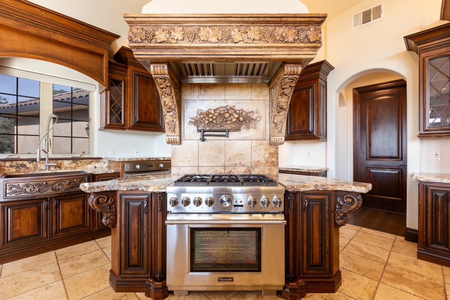Detail Gallery Image 45 of 99 For 955 Crystal Oak Pl, Newcastle,  CA 95658 - 4 Beds | 4 Baths