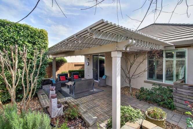 Detail Gallery Image 36 of 67 For 7605 Bloomsbury Way, Elk Grove,  CA 95757 - 2 Beds | 2 Baths