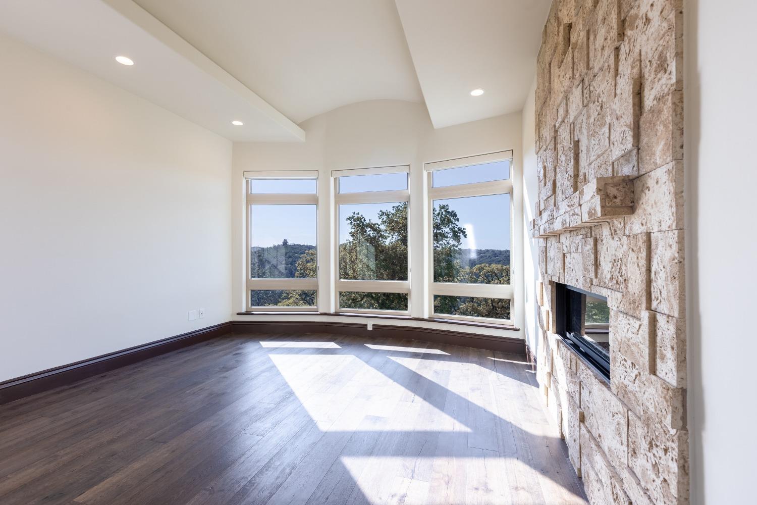 Detail Gallery Image 26 of 99 For 955 Crystal Oak Pl, Newcastle,  CA 95658 - 4 Beds | 4 Baths