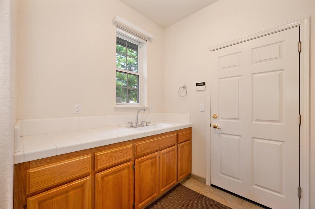 Detail Gallery Image 21 of 84 For 3690 Camino Hills Dr, Camino,  CA 95709 - 3 Beds | 2/1 Baths