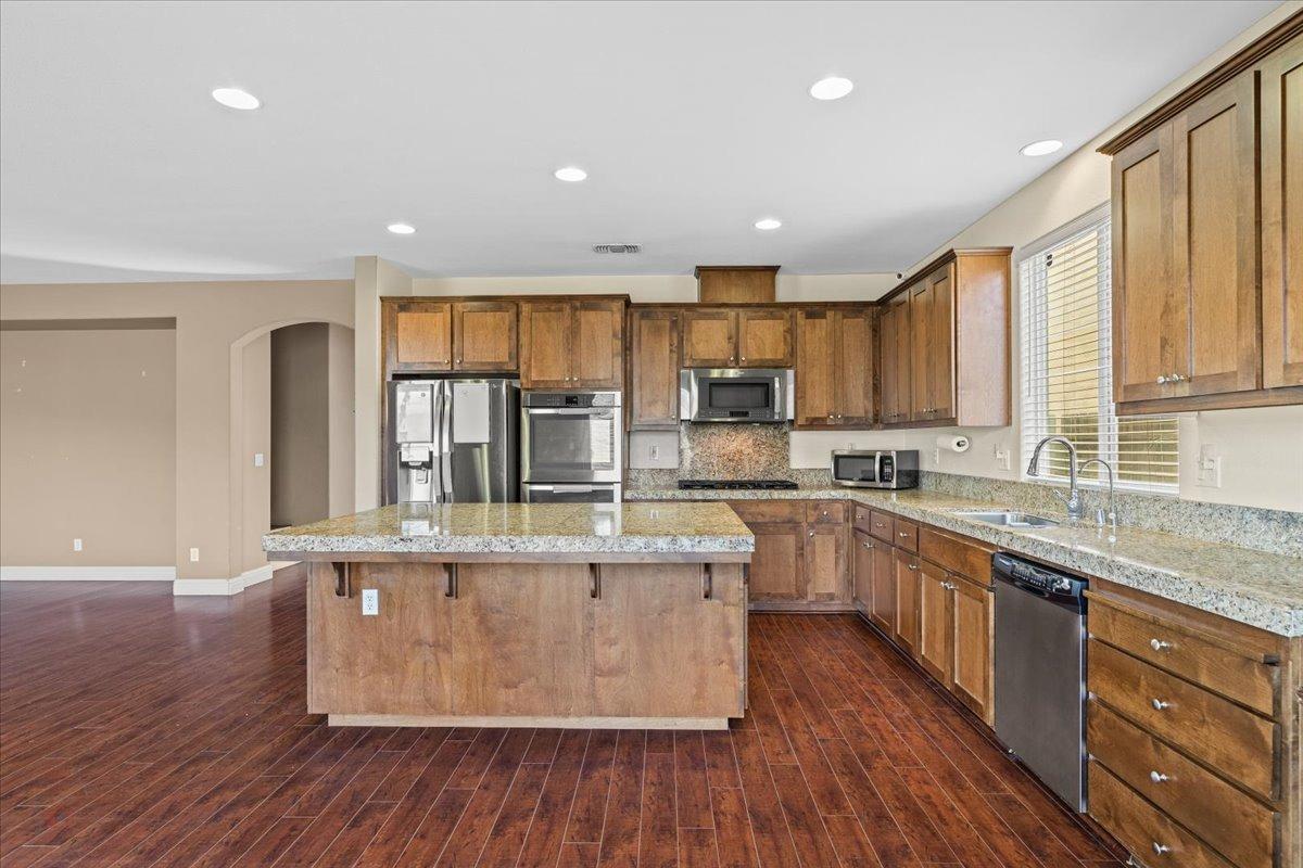 Detail Gallery Image 23 of 73 For 1959 Cordelia Dr, Atwater,  CA 95301 - 6 Beds | 4/1 Baths