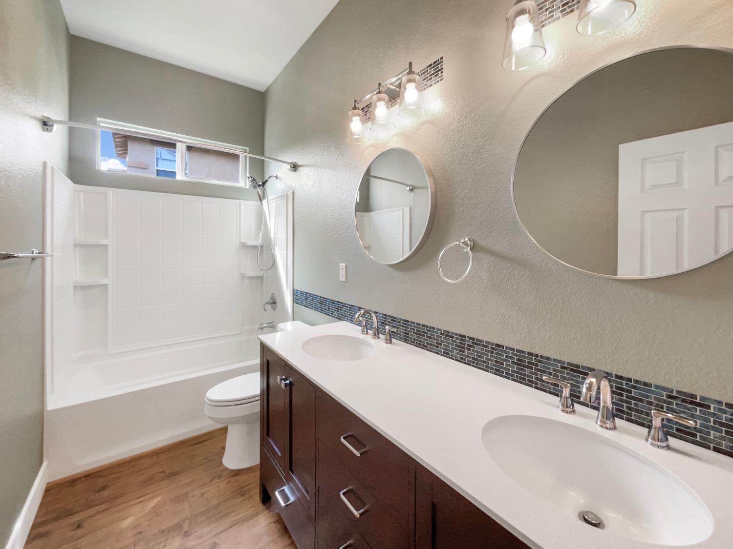 Detail Gallery Image 21 of 26 For 1237 Fiddleneck St, Plumas Lake,  CA 95961 - 4 Beds | 2/1 Baths
