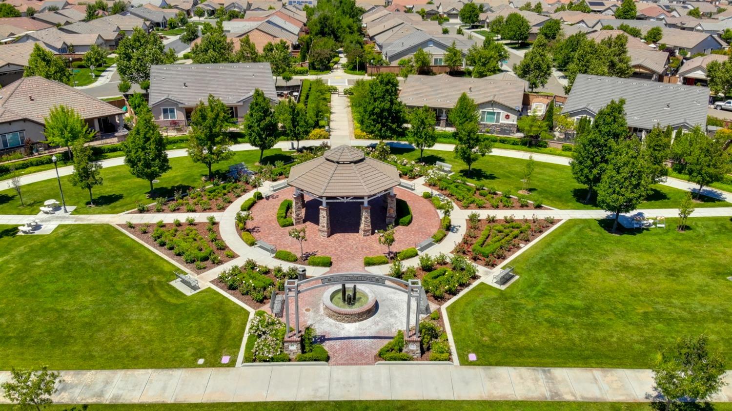 Detail Gallery Image 61 of 67 For 7605 Bloomsbury Way, Elk Grove,  CA 95757 - 2 Beds | 2 Baths