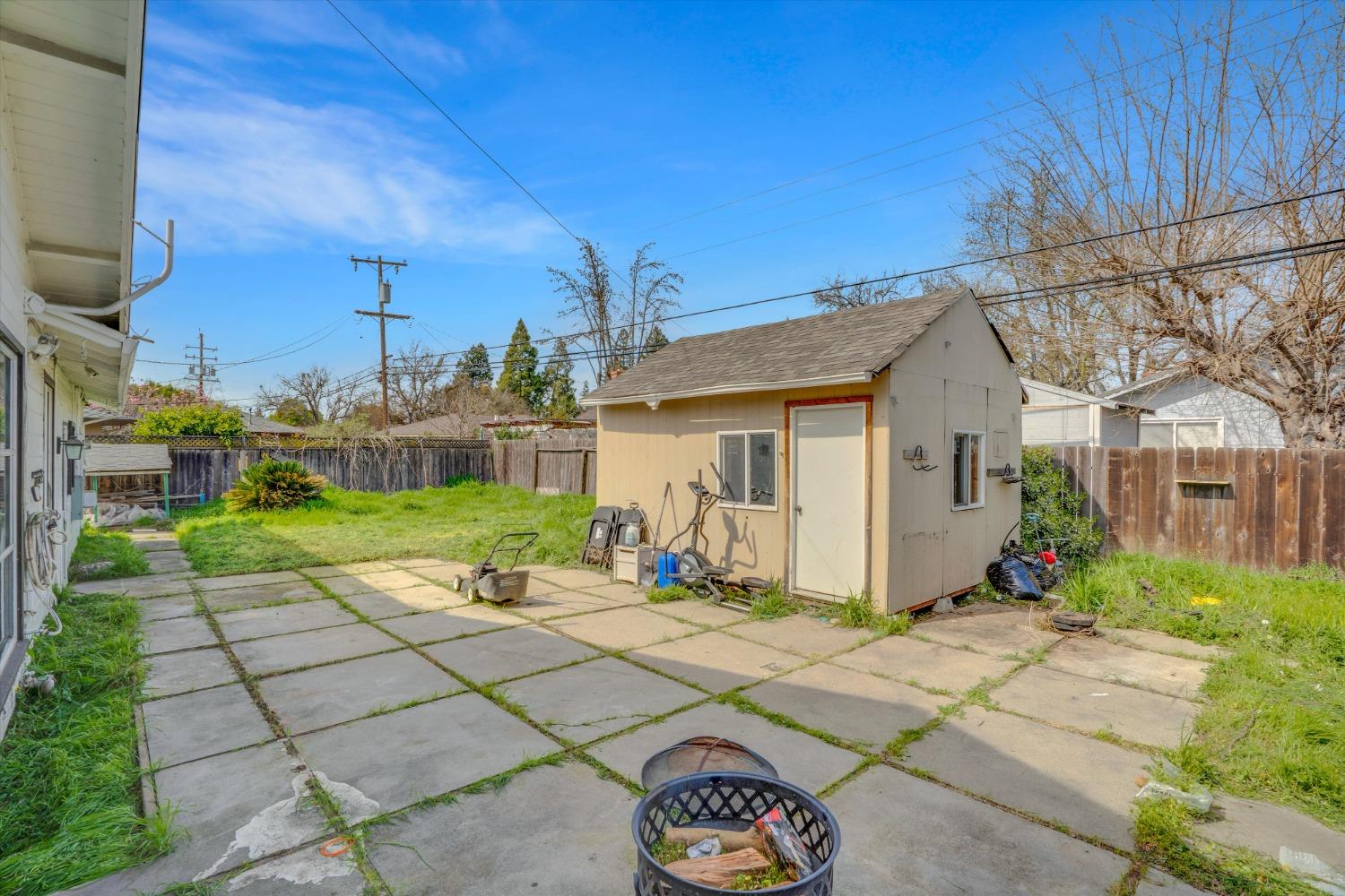 Detail Gallery Image 27 of 30 For 2447 Calhoun Way, Stockton,  CA 95207 - 3 Beds | 2 Baths