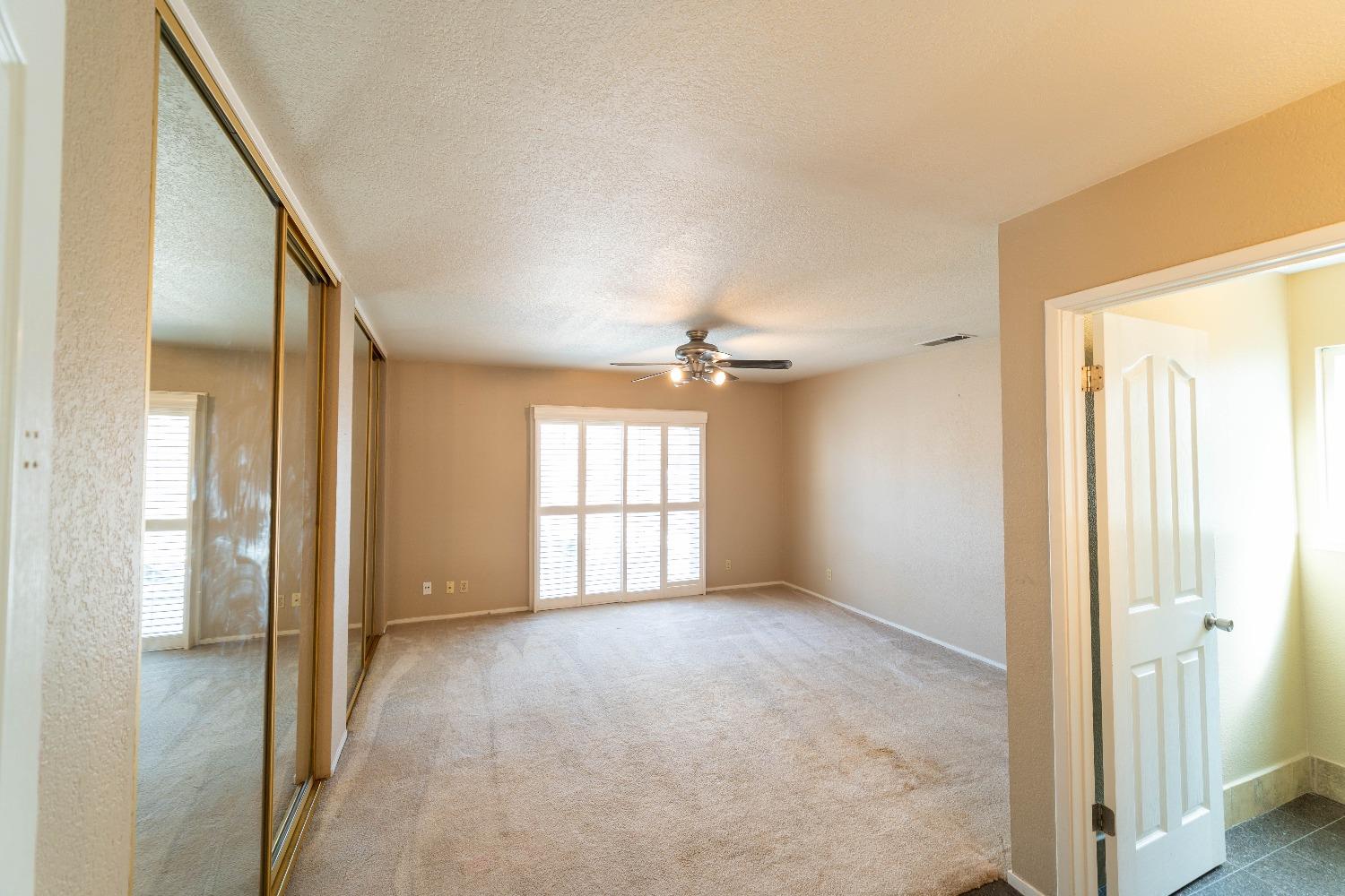 Detail Gallery Image 12 of 25 For 1351 Chaparral Way, Stockton,  CA 95209 - 3 Beds | 2 Baths