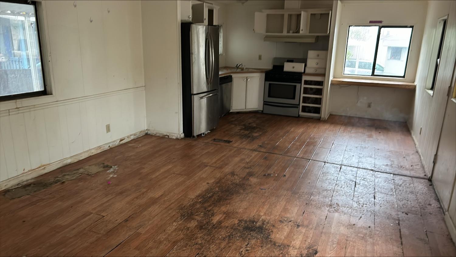 Detail Gallery Image 6 of 8 For 3850 Main Street 5, Cottonwood,  CA 96022 - 2 Beds | 1 Baths