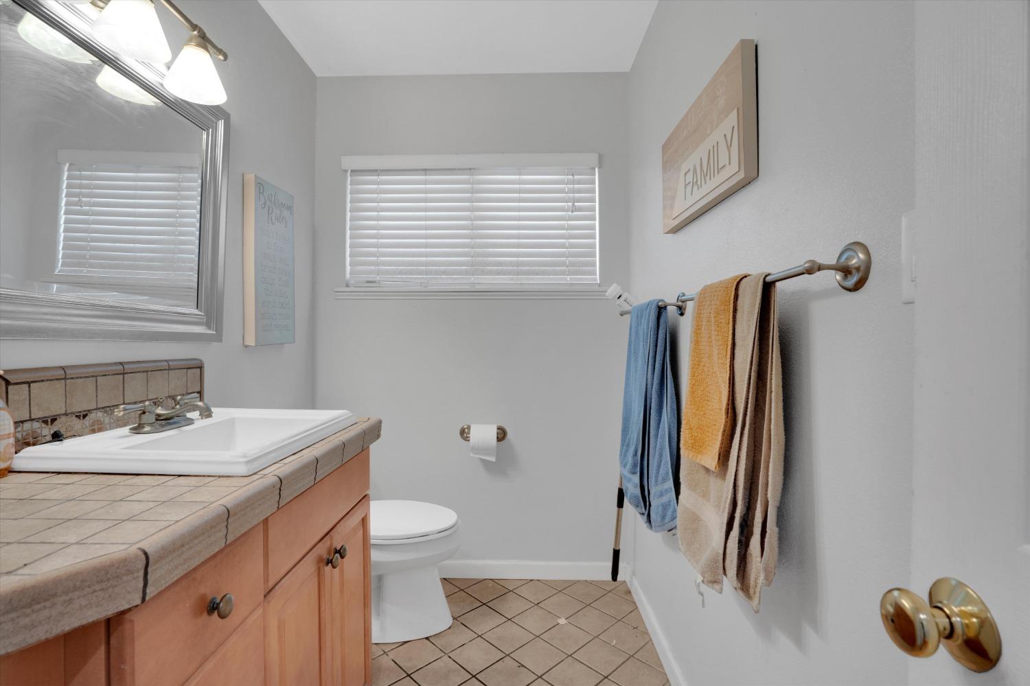 Detail Gallery Image 21 of 30 For 2447 Calhoun Way, Stockton,  CA 95207 - 3 Beds | 2 Baths