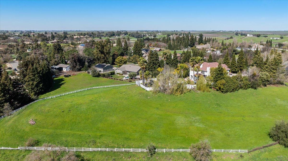 Detail Gallery Image 79 of 80 For 9624 Gray Fox Ct, Oakdale,  CA 95361 - 4 Beds | 3/1 Baths