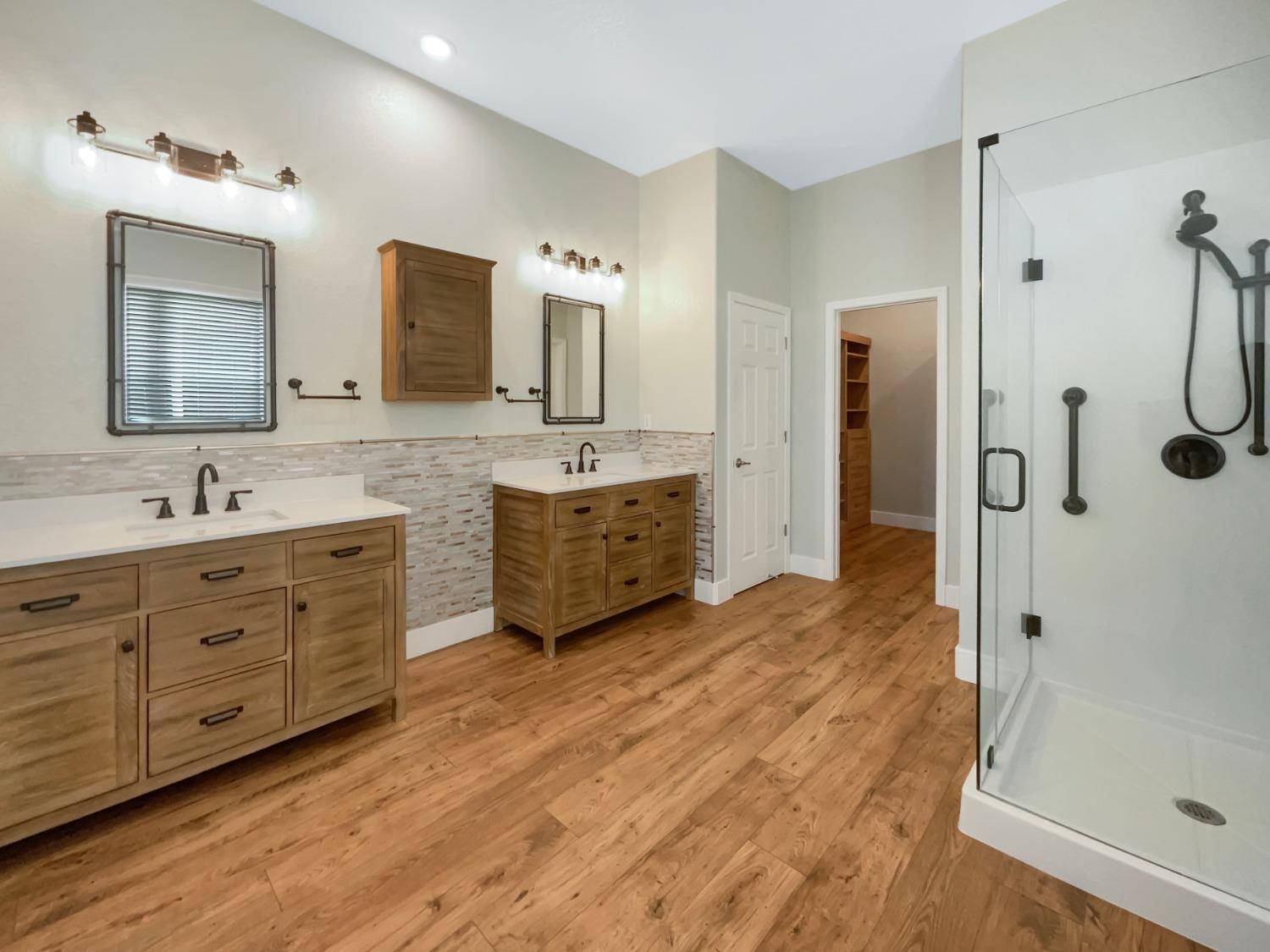 Detail Gallery Image 7 of 26 For 1237 Fiddleneck St, Plumas Lake,  CA 95961 - 4 Beds | 2/1 Baths