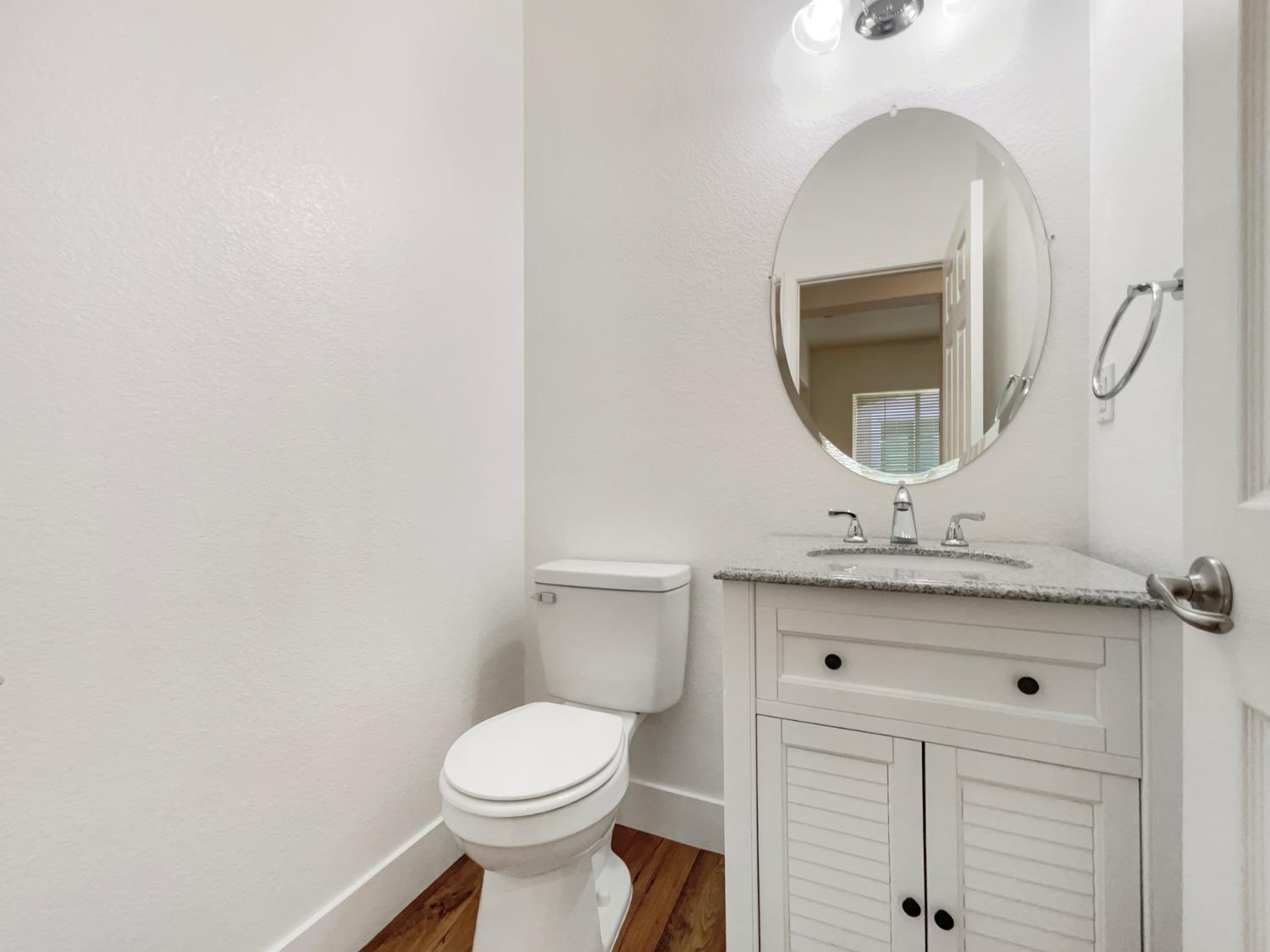 Detail Gallery Image 15 of 26 For 1237 Fiddleneck St, Plumas Lake,  CA 95961 - 4 Beds | 2/1 Baths