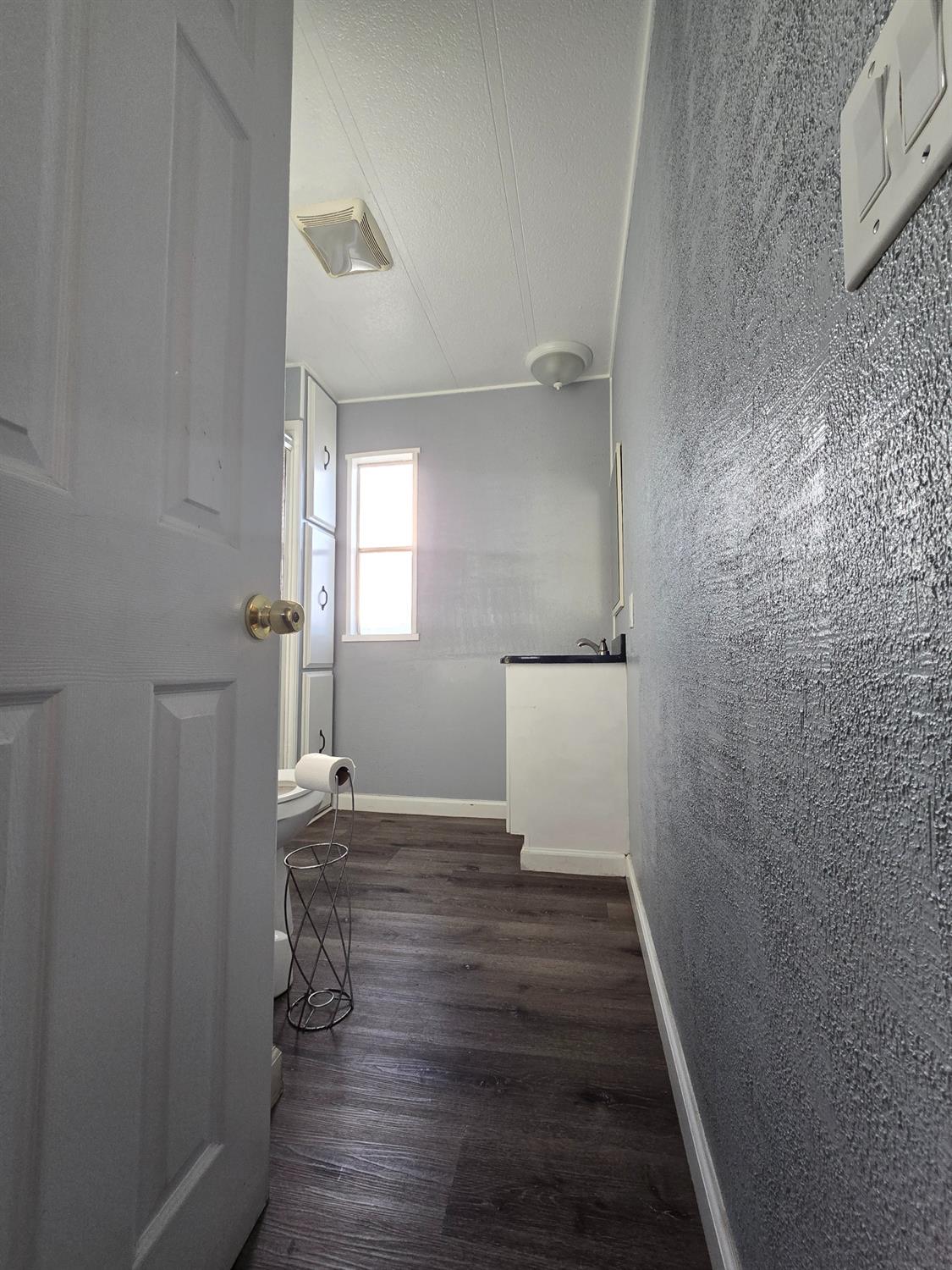 Detail Gallery Image 16 of 22 For 15820 S Harlan Rd 70, Lathrop,  CA 95330 - 2 Beds | 1/1 Baths