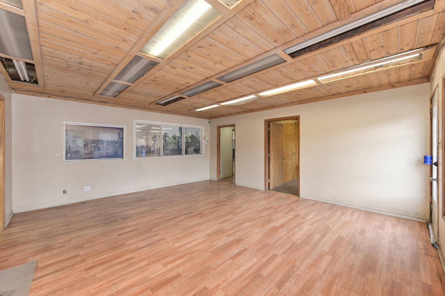 Detail Gallery Image 25 of 71 For 1105 S Main St, Angels Camp,  CA 95222 - – Beds | – Baths