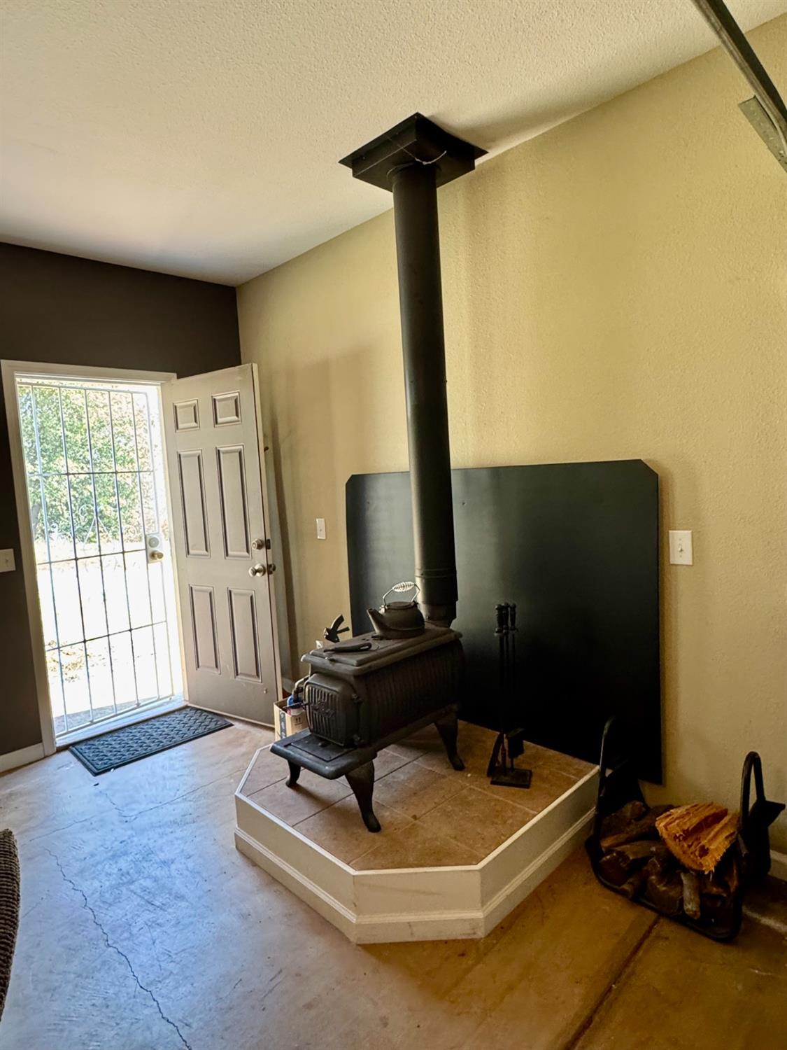 Detail Gallery Image 54 of 57 For 1551 John Dear Rd, Rail Road Flat,  CA 95248 - 3 Beds | 3 Baths