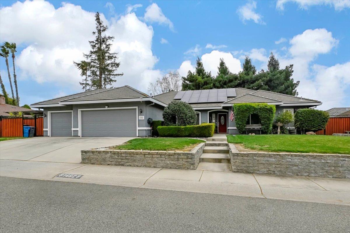 Detail Gallery Image 1 of 1 For 1462 La Grande Ave, Yuba City,  CA 95991 - 4 Beds | 2/1 Baths