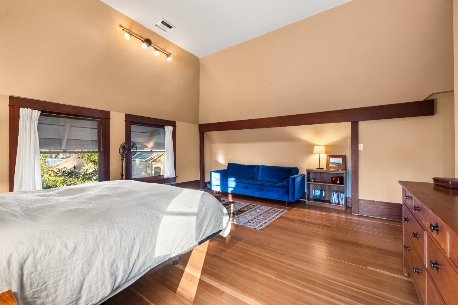 Detail Gallery Image 48 of 61 For 2727 H St, Sacramento,  CA 95816 - 5 Beds | 3 Baths