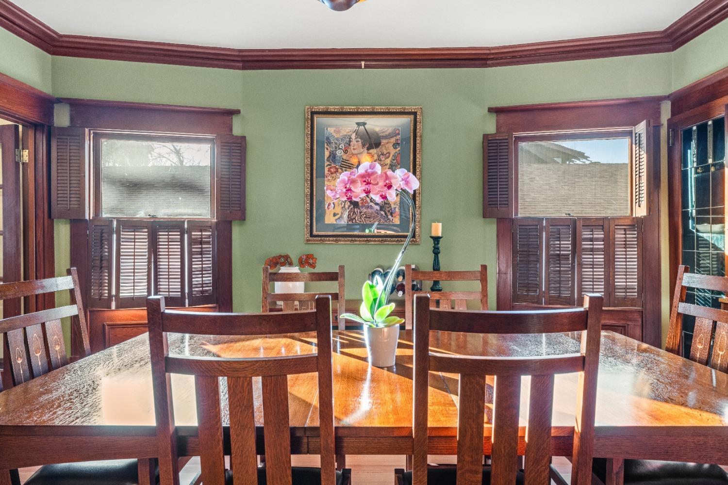 Detail Gallery Image 14 of 61 For 2727 H St, Sacramento,  CA 95816 - 5 Beds | 3 Baths