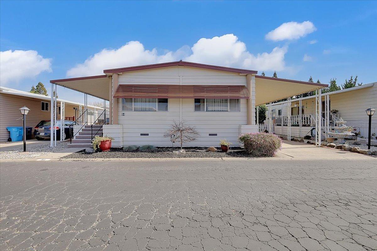 Detail Gallery Image 1 of 1 For 64 La Mesa, Yuba City,  CA 95993 - 2 Beds | 2 Baths