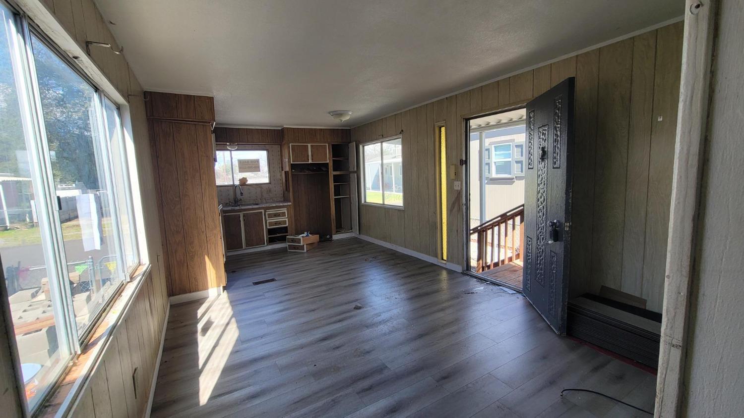Detail Gallery Image 5 of 11 For 5812 Cedars Rd 35, Redding,  CA 96001 - 2 Beds | 1 Baths