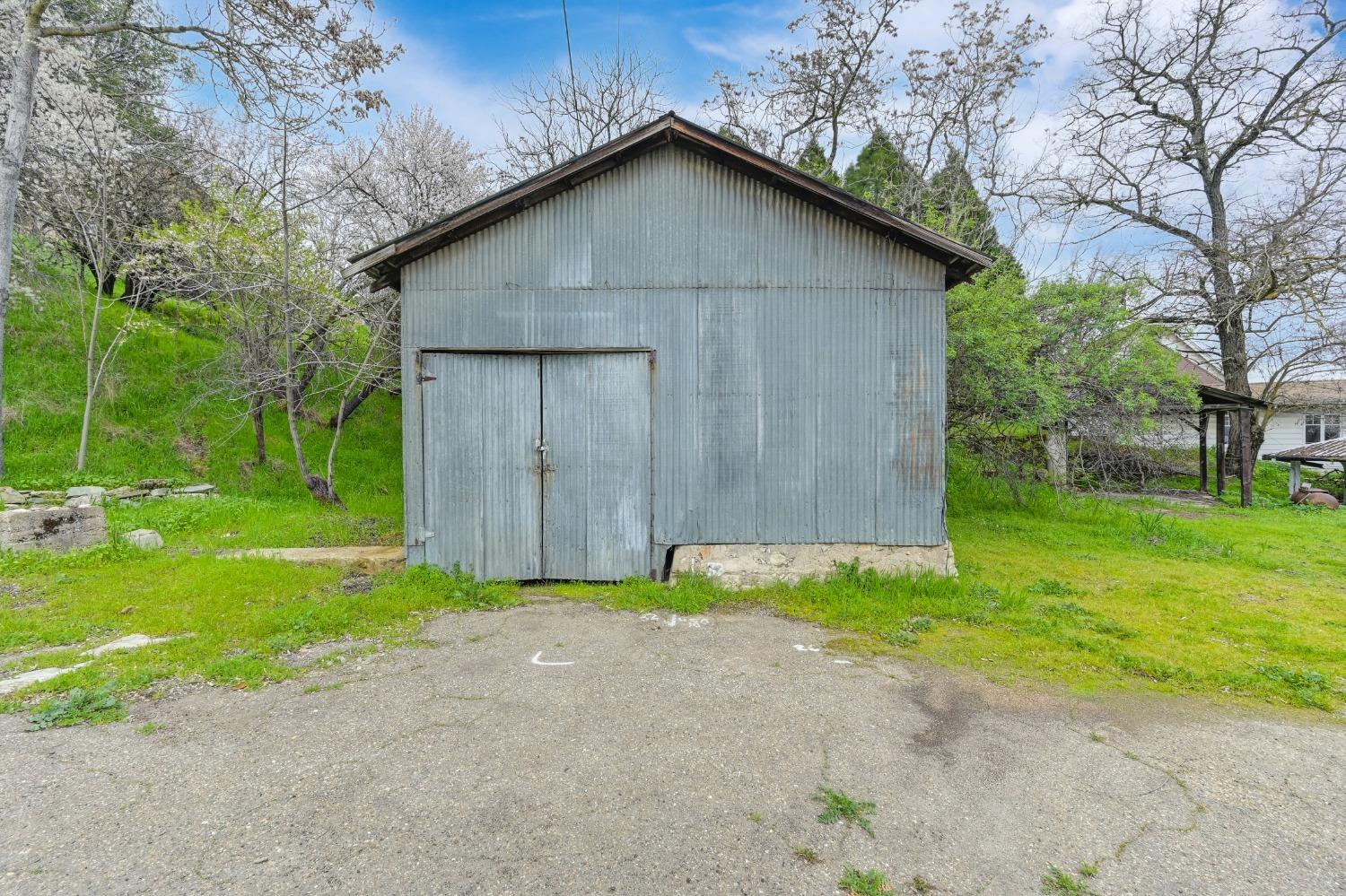Detail Gallery Image 14 of 71 For 1105 S Main St, Angels Camp,  CA 95222 - – Beds | – Baths