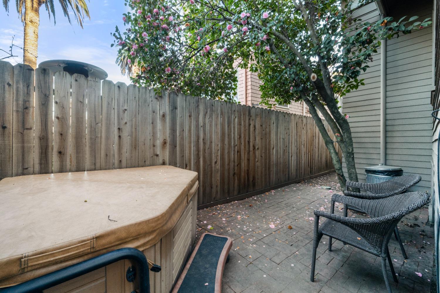 Detail Gallery Image 52 of 61 For 2727 H St, Sacramento,  CA 95816 - 5 Beds | 3 Baths