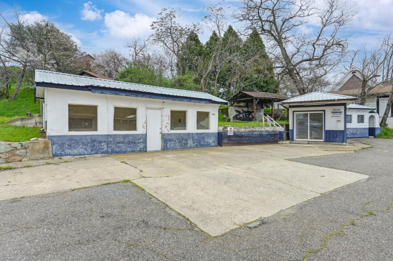 Detail Gallery Image 8 of 71 For 1105 S Main St, Angels Camp,  CA 95222 - – Beds | – Baths