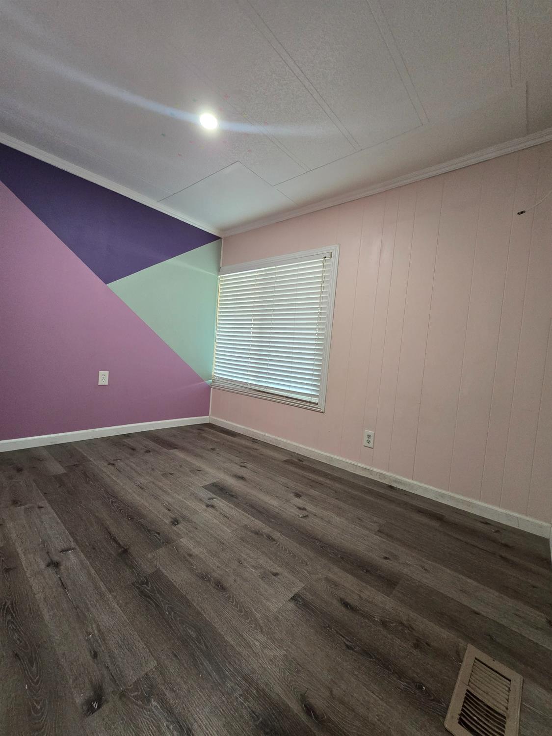 Detail Gallery Image 7 of 22 For 15820 S Harlan Rd 70, Lathrop,  CA 95330 - 2 Beds | 1/1 Baths