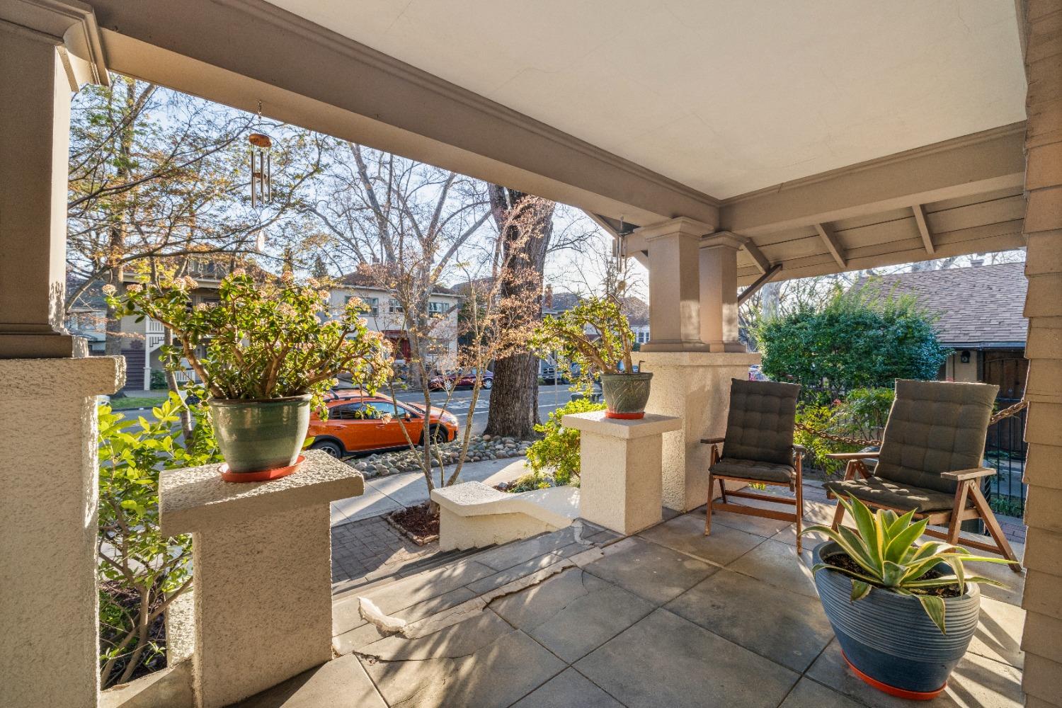 Detail Gallery Image 19 of 61 For 2727 H St, Sacramento,  CA 95816 - 5 Beds | 3 Baths