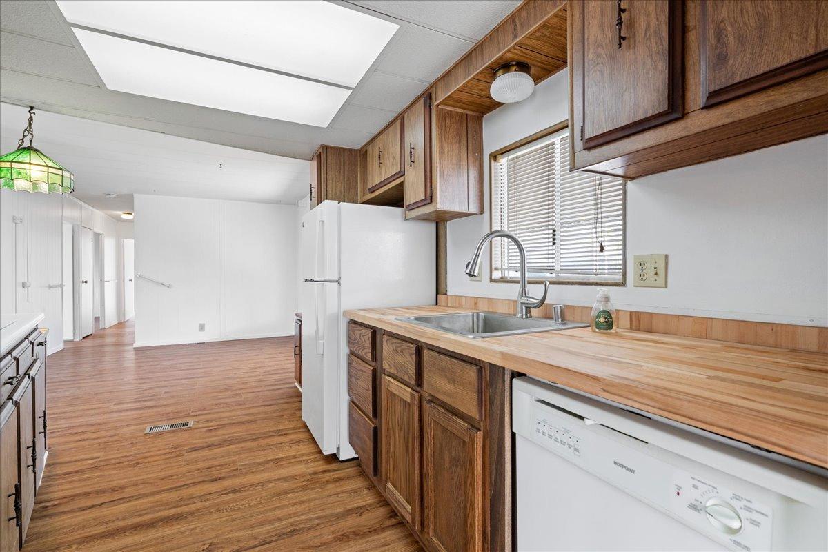 Detail Gallery Image 12 of 30 For 10035 Mills Station 136, Sacramento,  CA 95827 - 3 Beds | 2 Baths