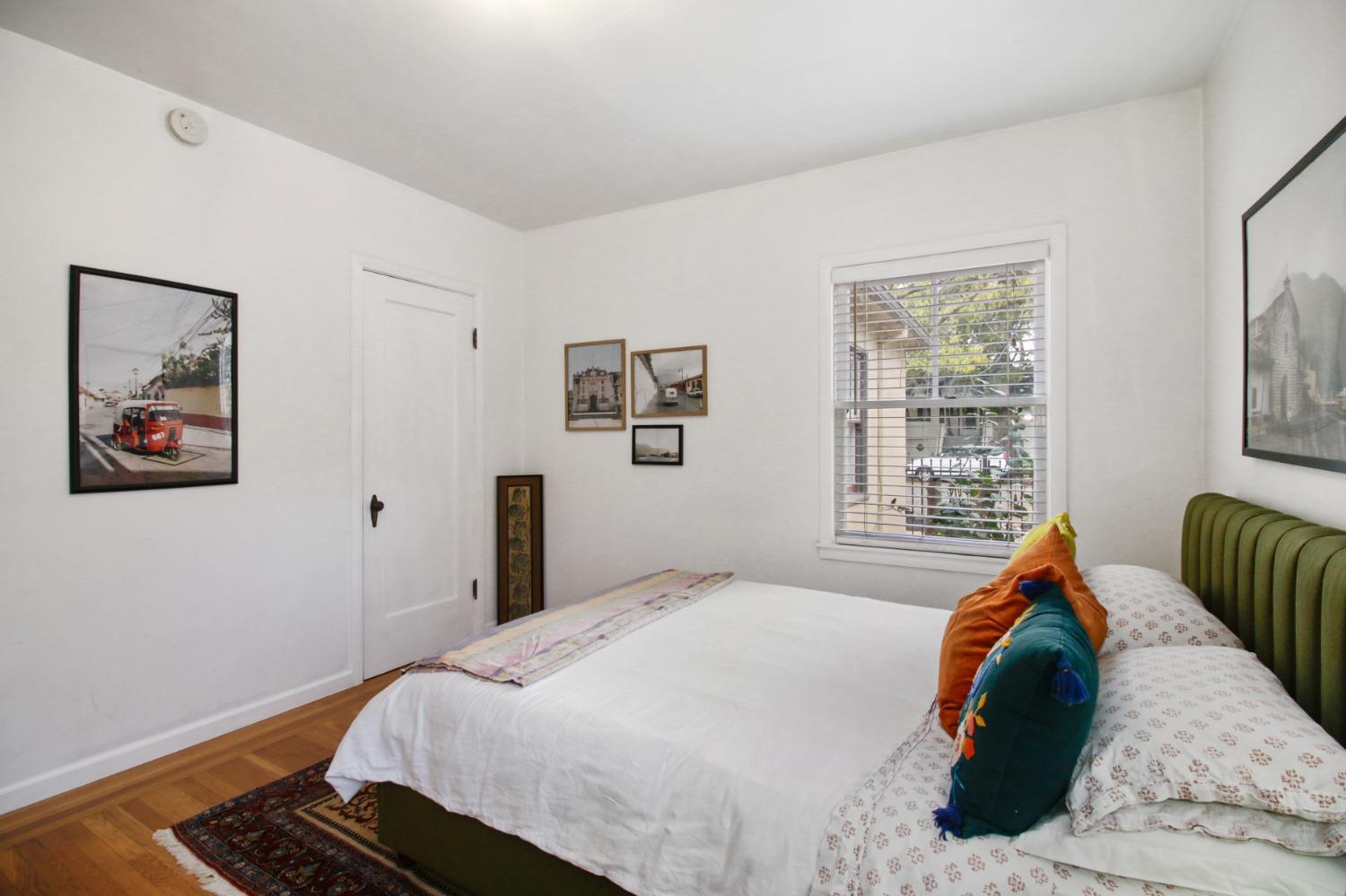 27Th Street, Sacramento, CA, 95816-3706