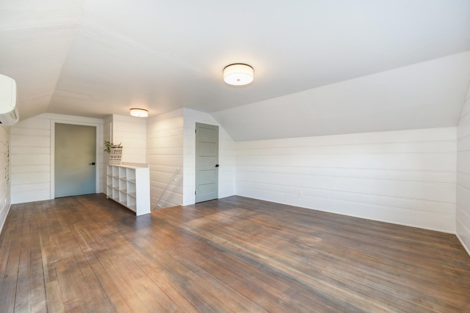 Detail Gallery Image 31 of 36 For 1045 35th St, Sacramento,  CA 95816 - 3 Beds | 2 Baths