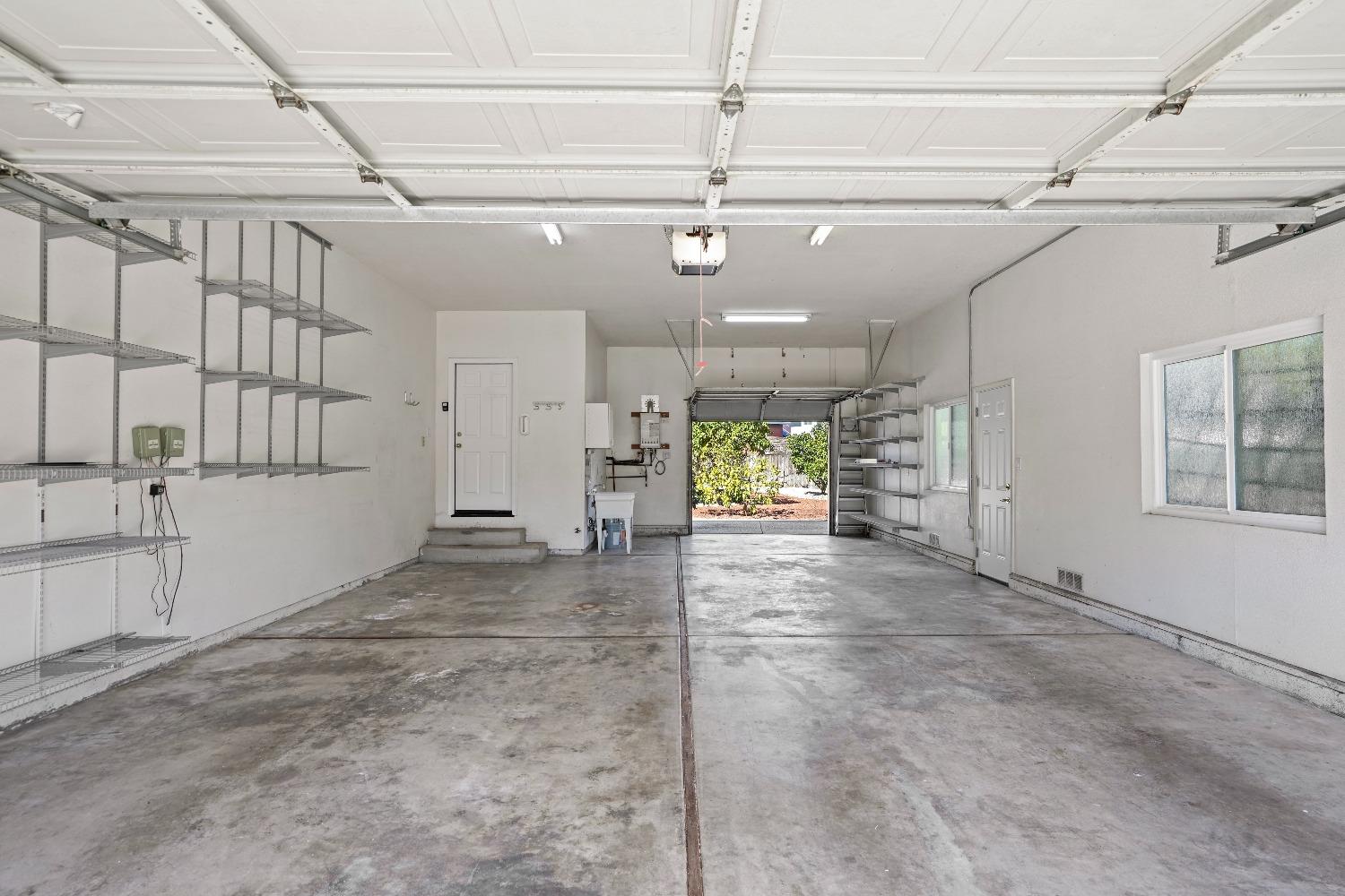 Detail Gallery Image 32 of 33 For 7749 El Douro Dr, Sacramento,  CA 95831 - 4 Beds | 3 Baths