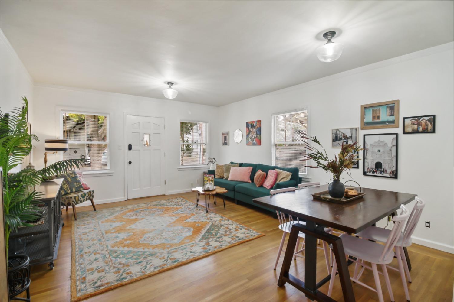 27Th Street, Sacramento, CA, 95816-3706