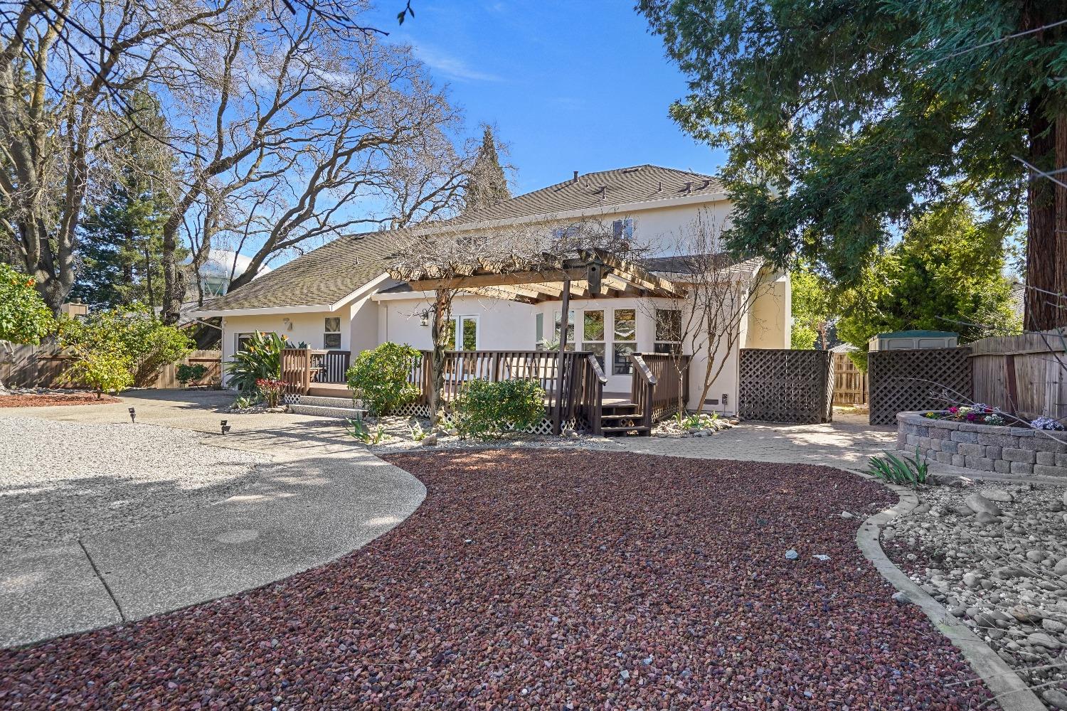 Detail Gallery Image 29 of 33 For 7749 El Douro Dr, Sacramento,  CA 95831 - 4 Beds | 3 Baths