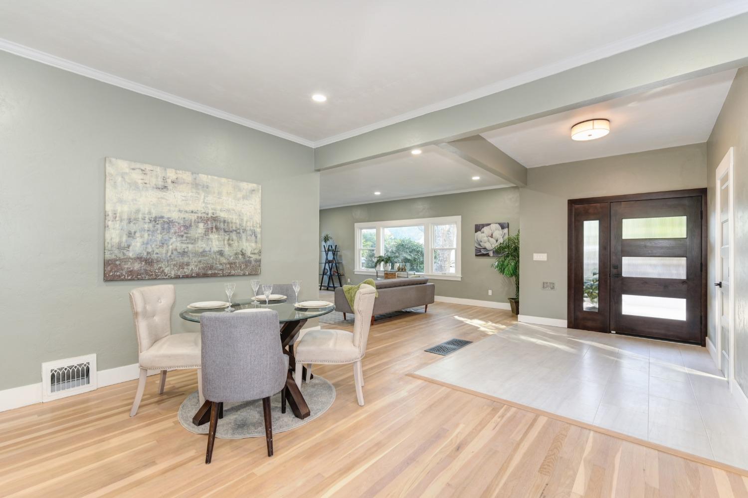 Detail Gallery Image 16 of 36 For 1045 35th St, Sacramento,  CA 95816 - 3 Beds | 2 Baths